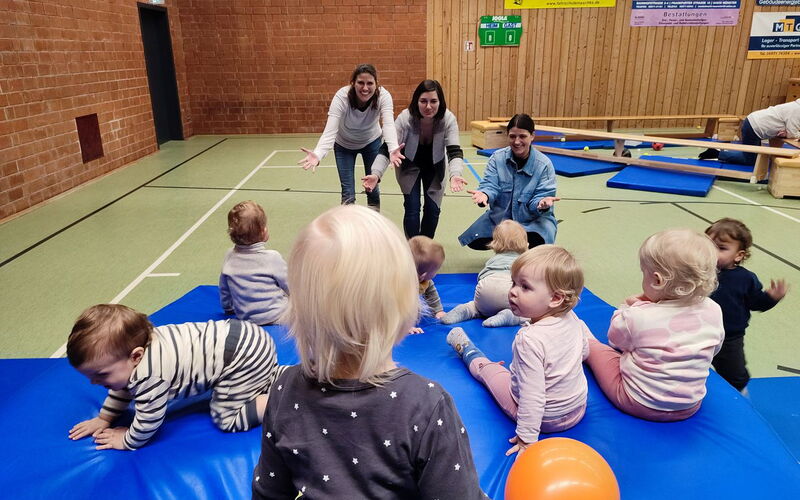 Eltern-Kind-Turngruppe: die Pinguine – Spiel & Spaß bei der DJK Münster