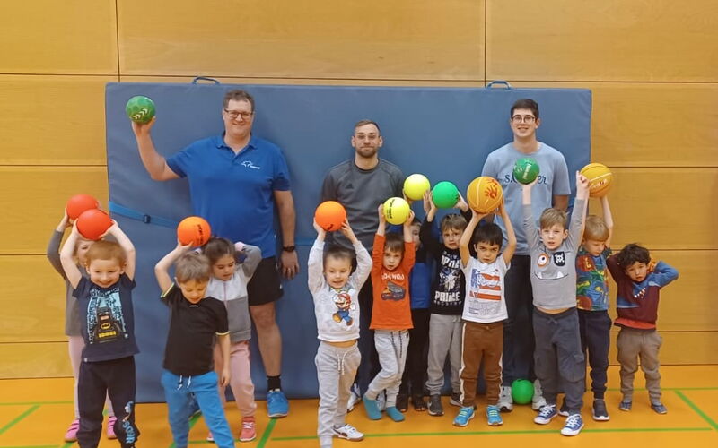 Der Ball im Fokus -  DJK-Kids erfreuen sich am neuen Ballschul-Konzept